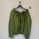 Off-shoulderblouse